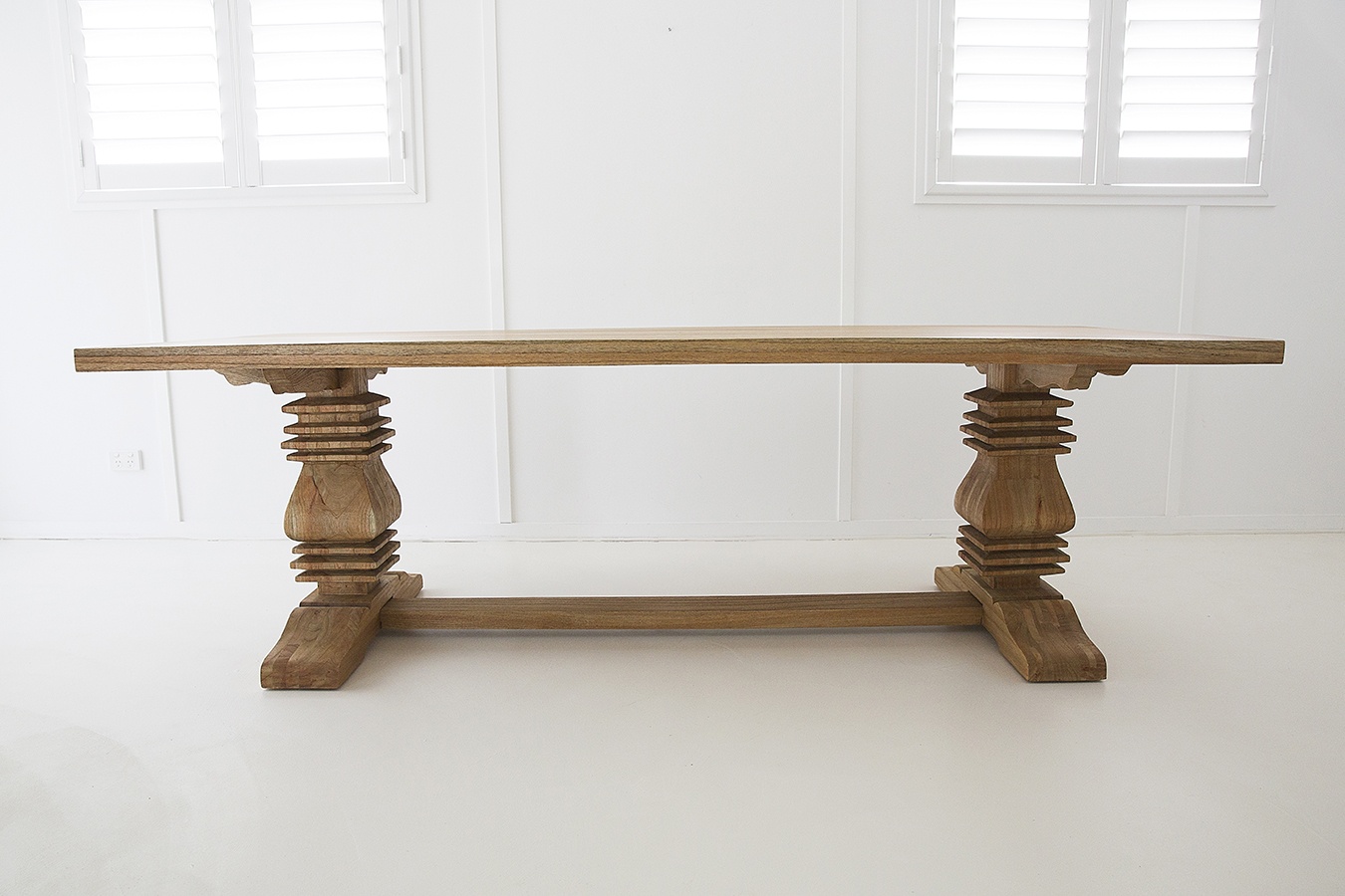 Newport Pedestal Table