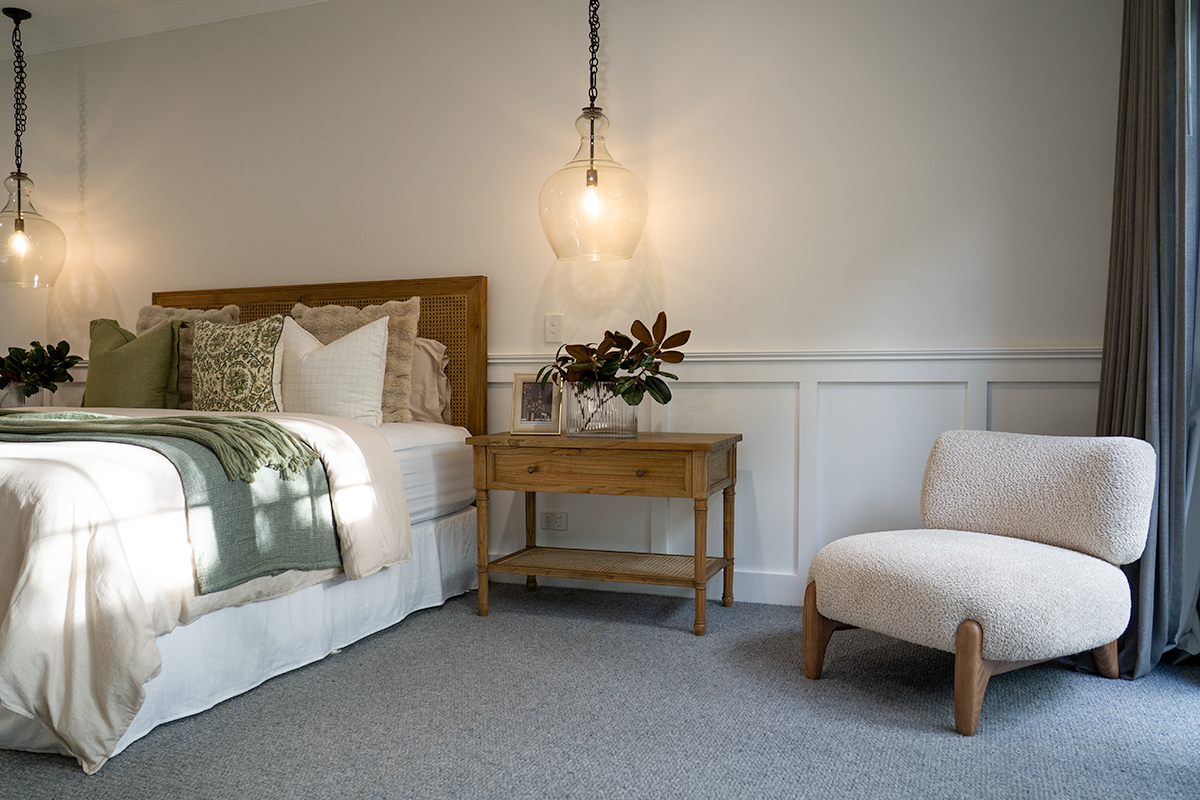 Hamilton Cane Bedhead - King Size - Weathered Oak - Image 8