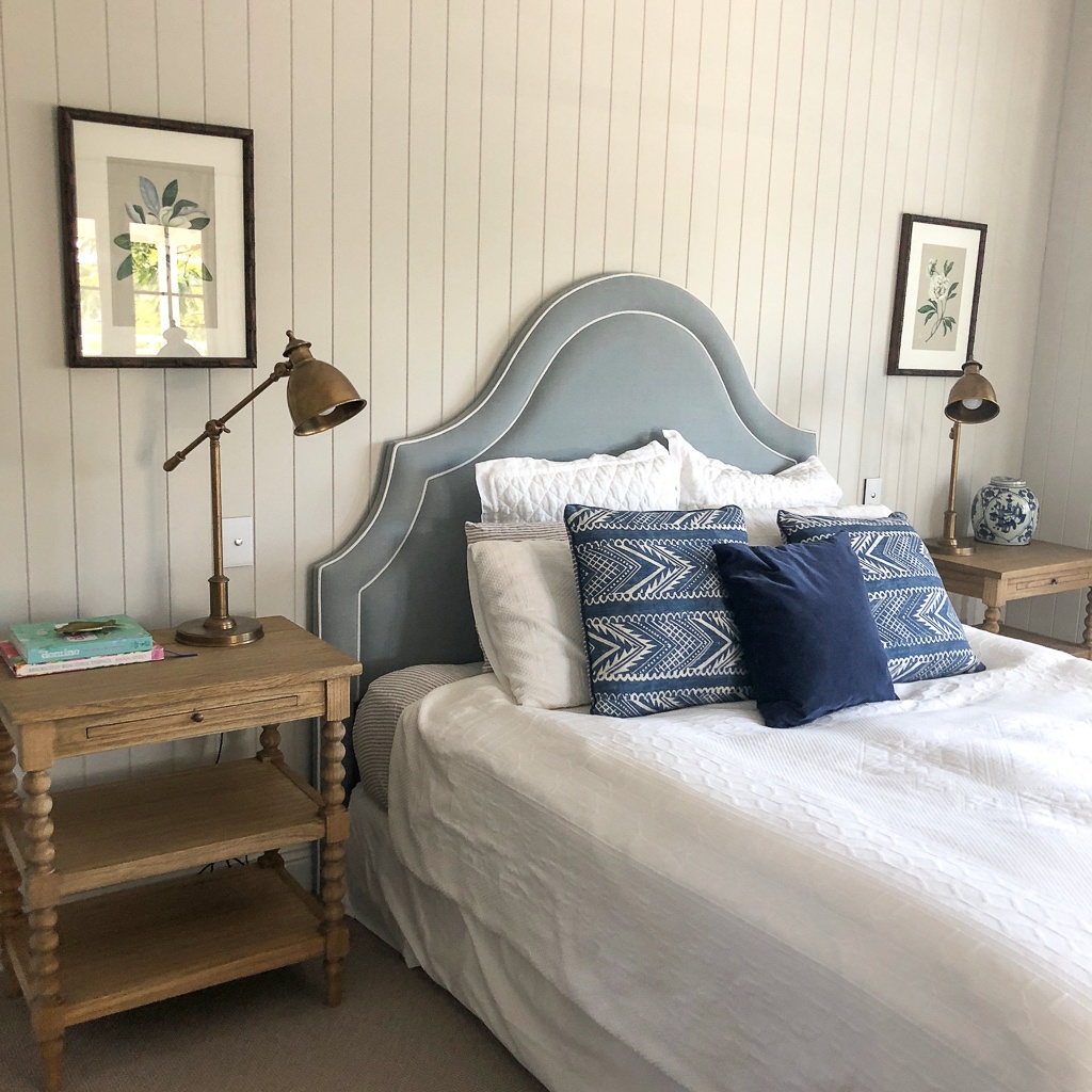 Stradbroke Bobbin Bedside Table