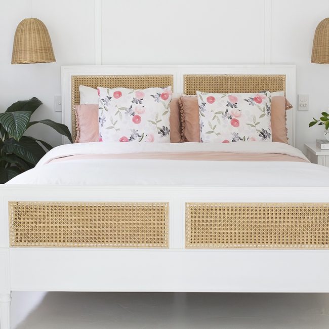 Hamilton Cane Bed