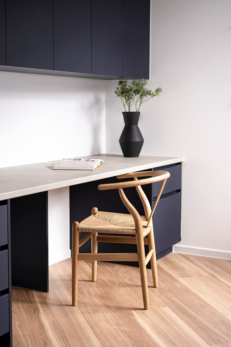 Wishbone Designer Replica Chair - Natural Oak - Image 2