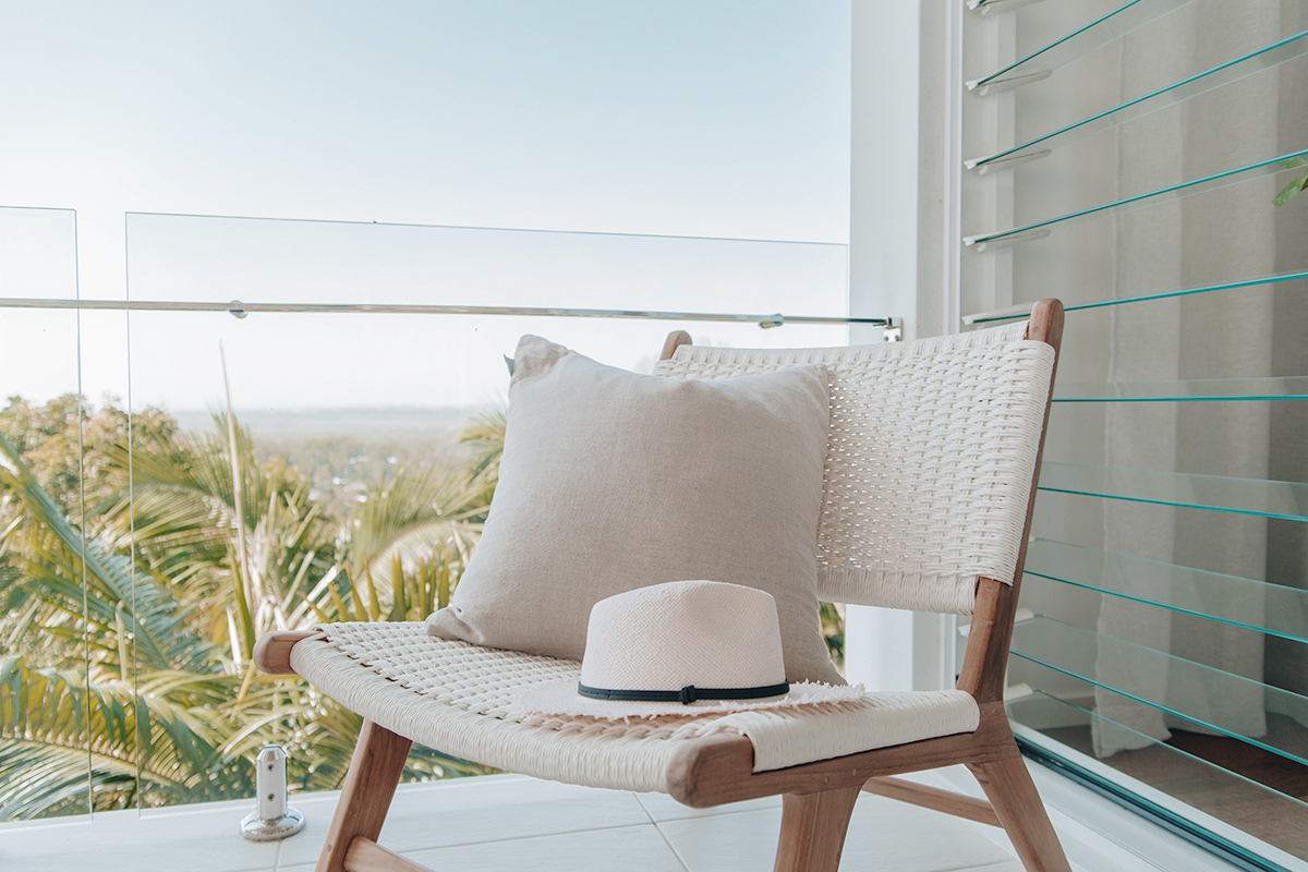 Zen Lazy Chair - White - Image 9