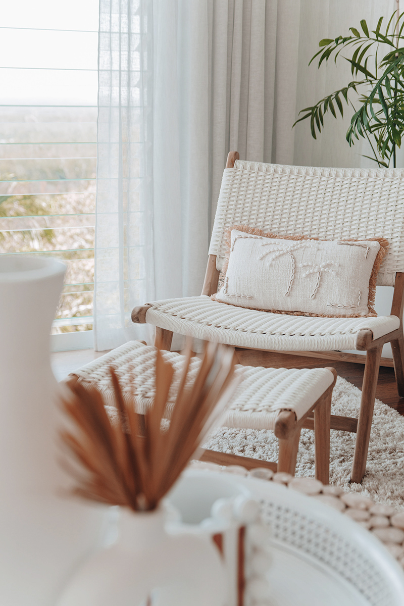 Zen Lazy Chair - White - Image 10