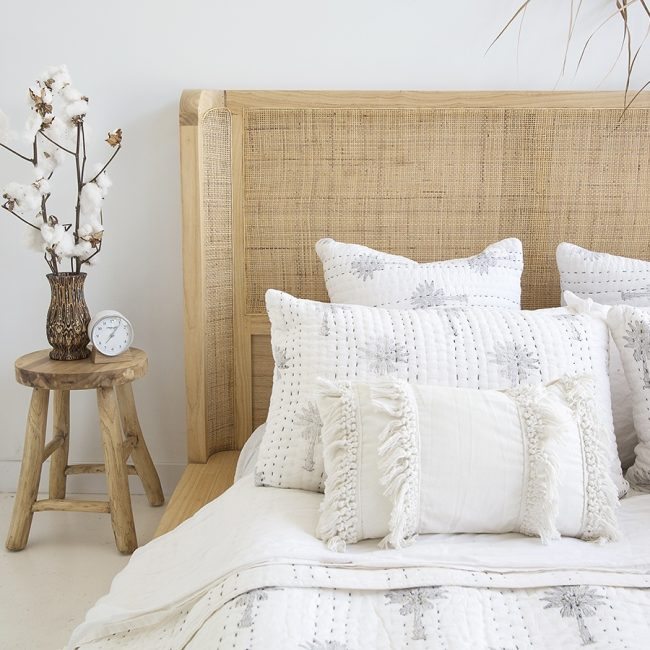 Castaway Bed