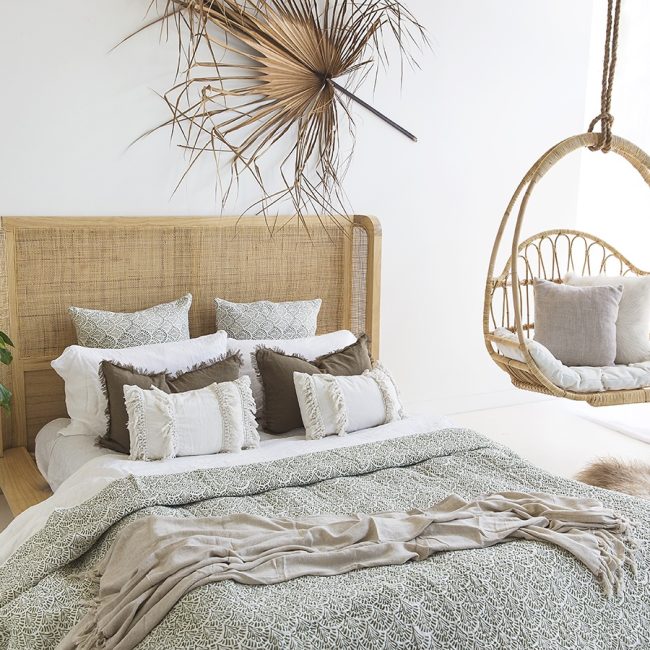 Castaway Bed