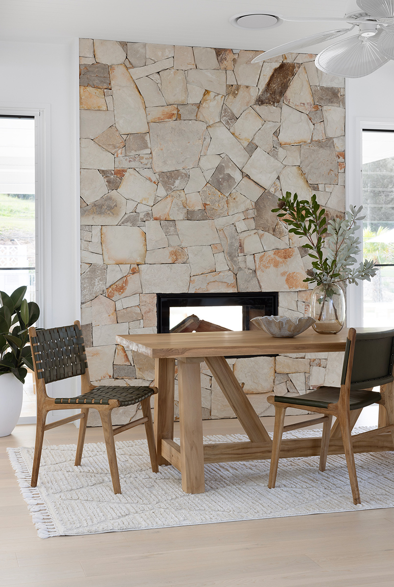 Farmhouse Dining Table - 2.5m - Image 2