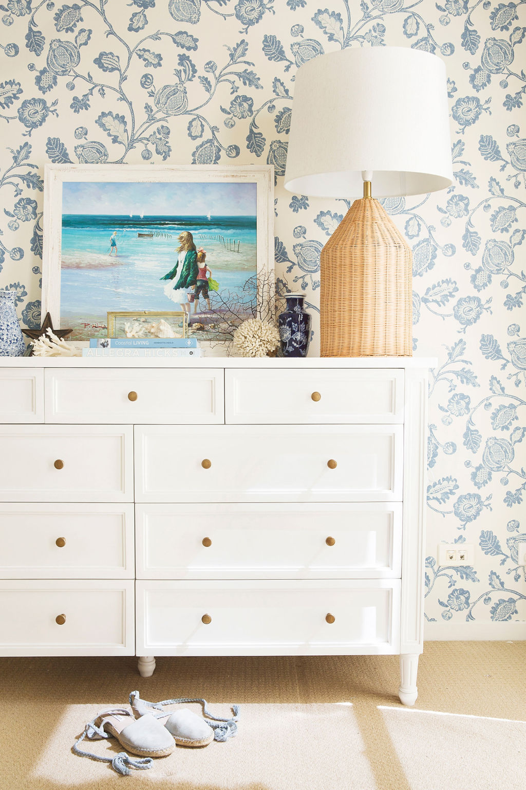 Hamilton dresser