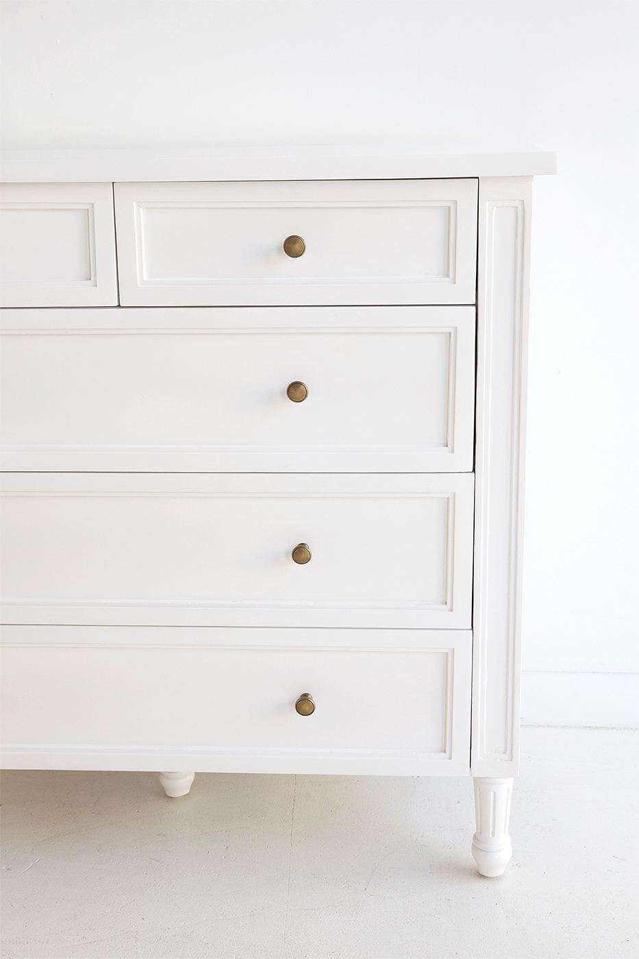 Hamilton Dresser - White - 5 Drawer - Image 6