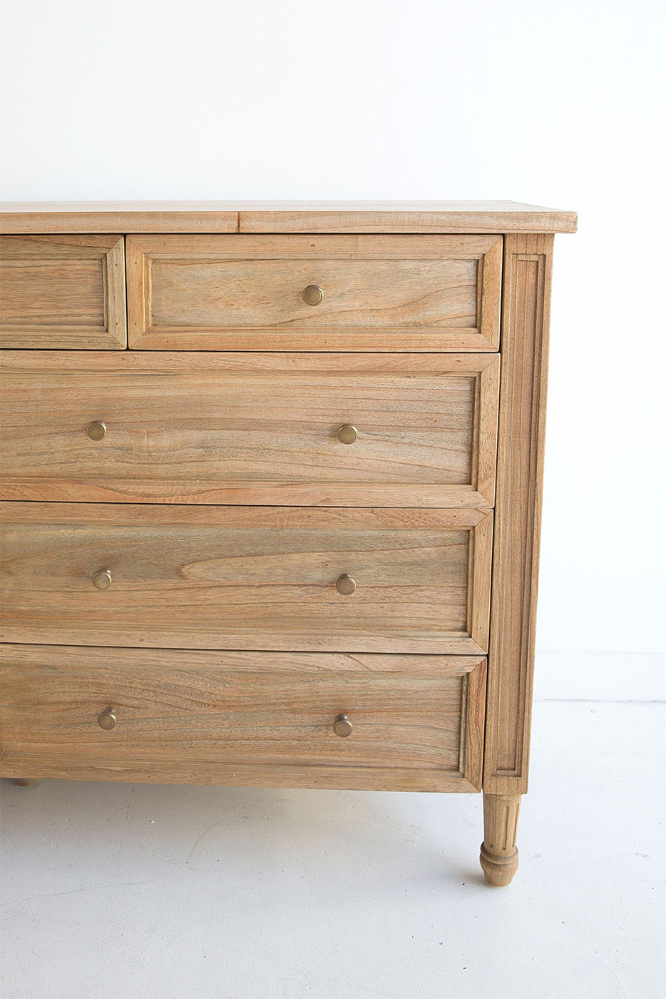 Hamilton Dresser - 9 Drawer - Weathered Oak - Image 3