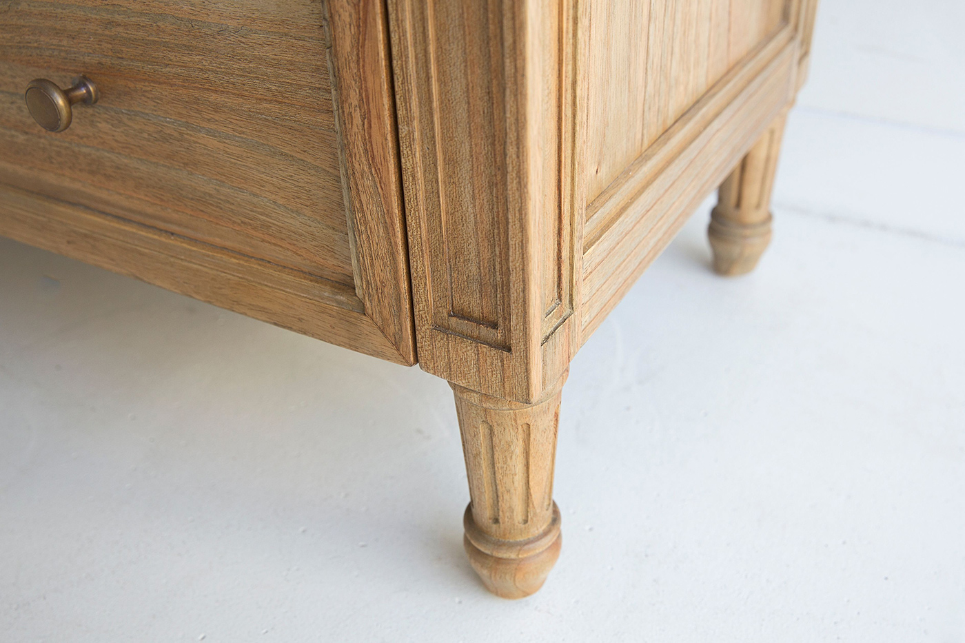 Hamilton Dresser - 9 Drawer - Weathered Oak - Image 5