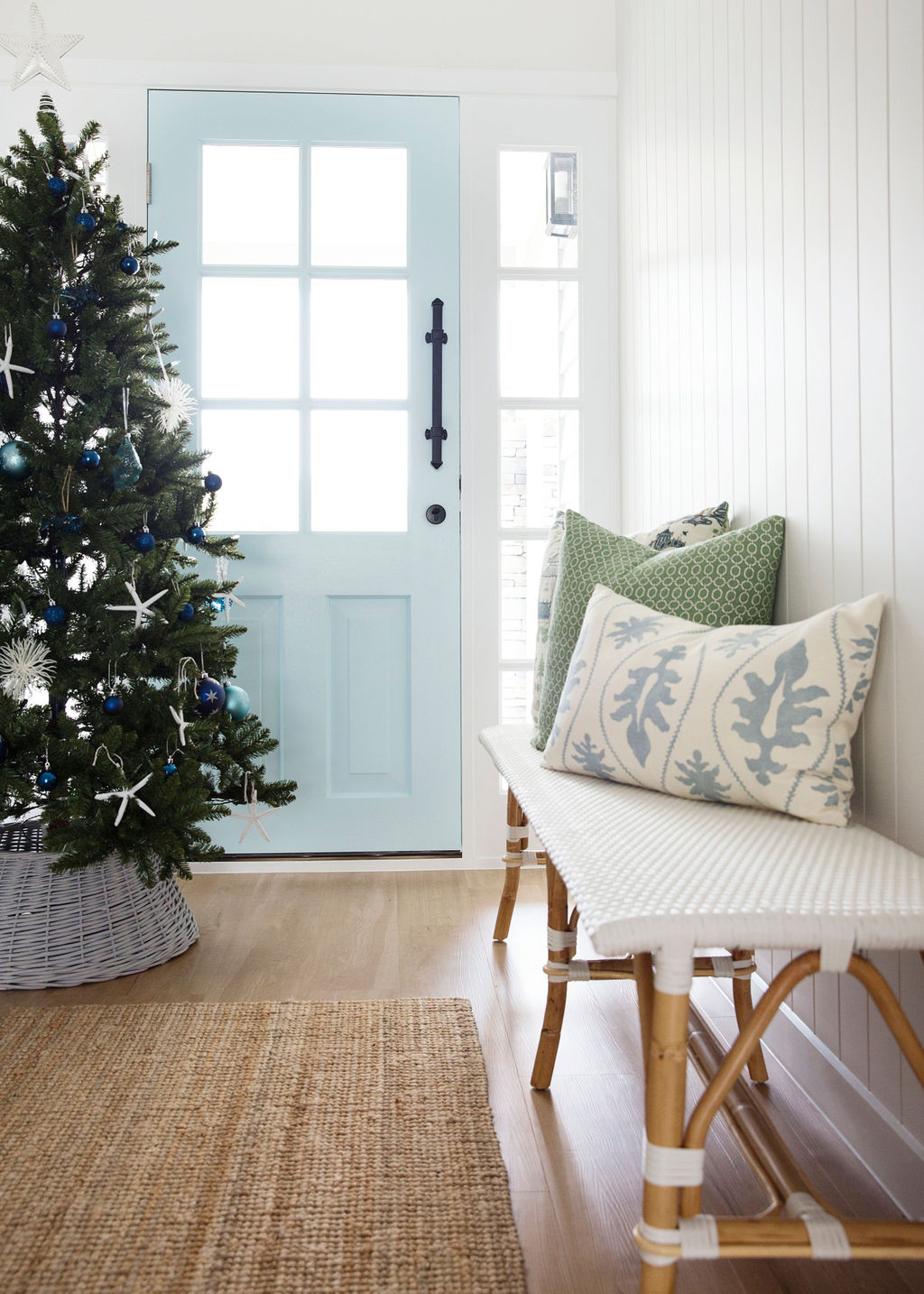 sorrento backless bench