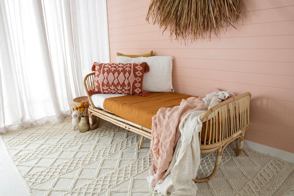 Cruz single bed