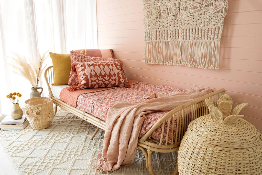 Cruz single bed