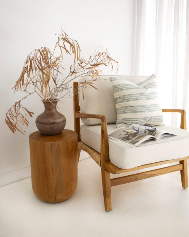 Olivia armchair