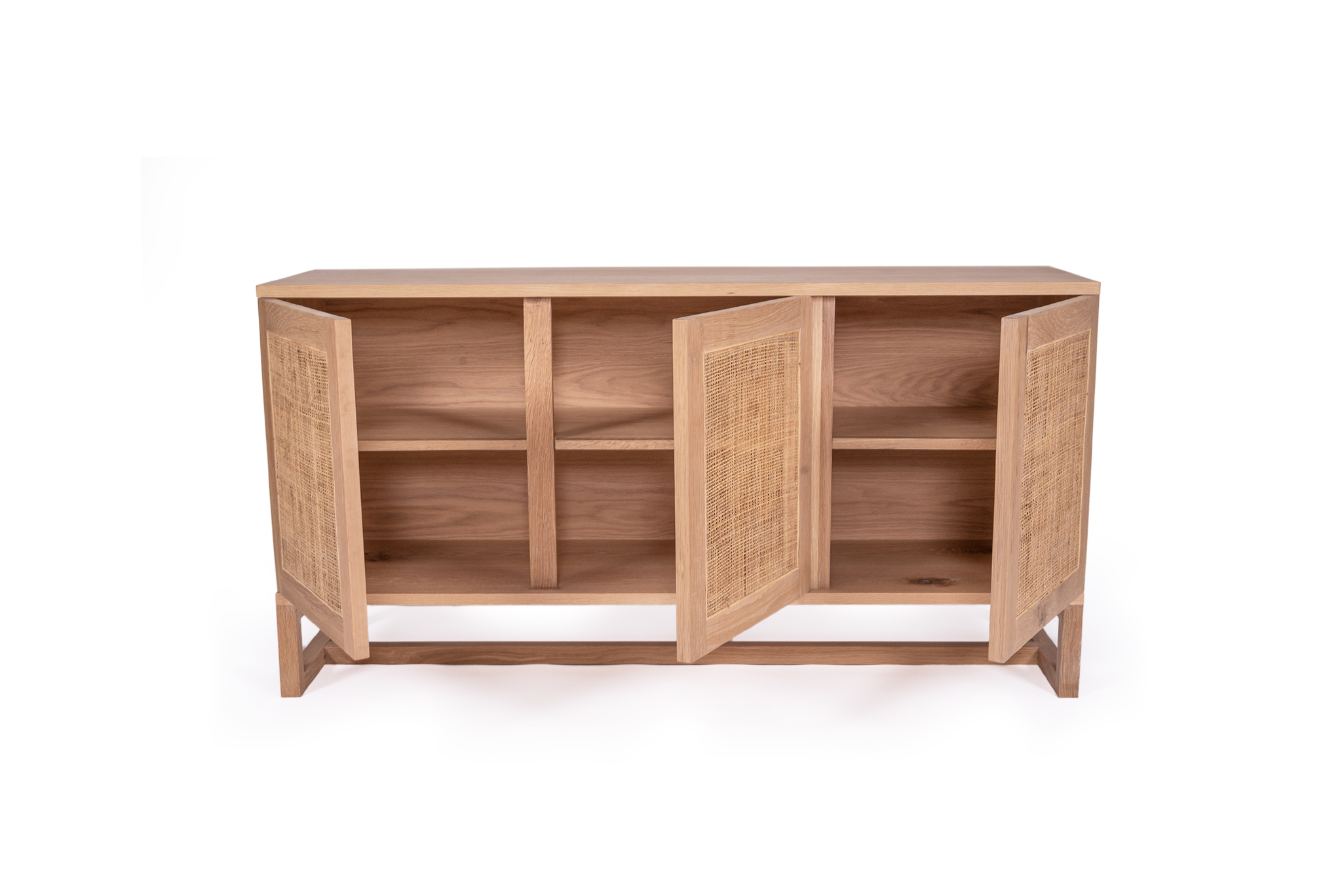 Clovelly Three Door Sideboard - Image 2