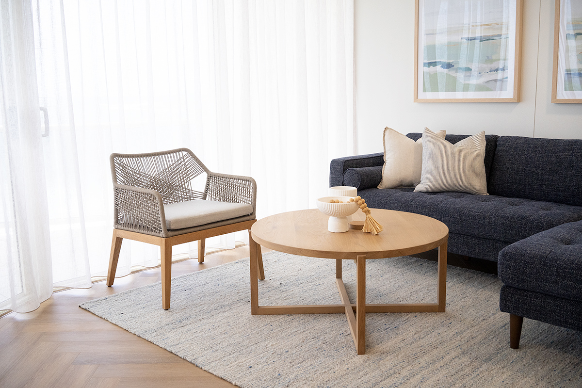 Clovelly Round Coffee Table -100cm - Image 14