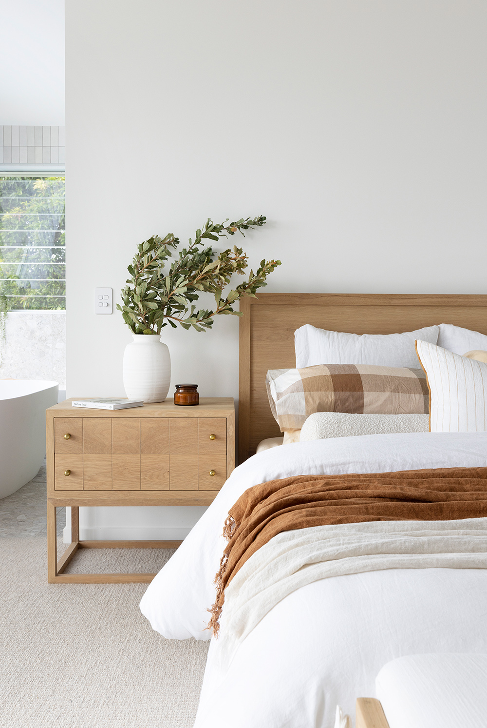 Clovelly Bed - Super King Size - American Oak - Image 11