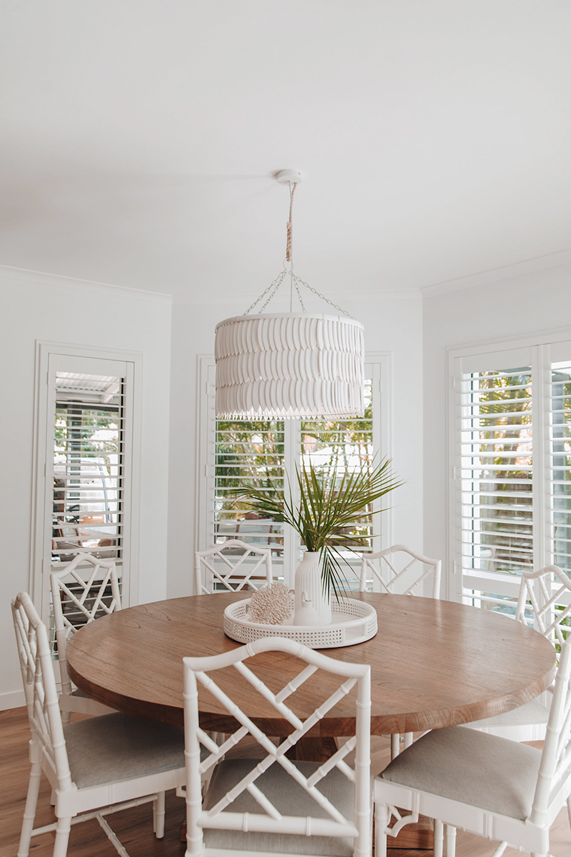 Chippendale Dining Chair - White with Linen Fabric - Image 11