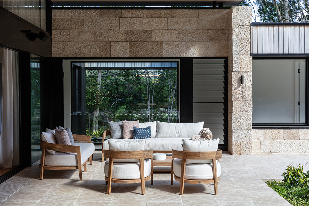 Kingscliff Outdoor Sofa - 3 Seater - Image 2