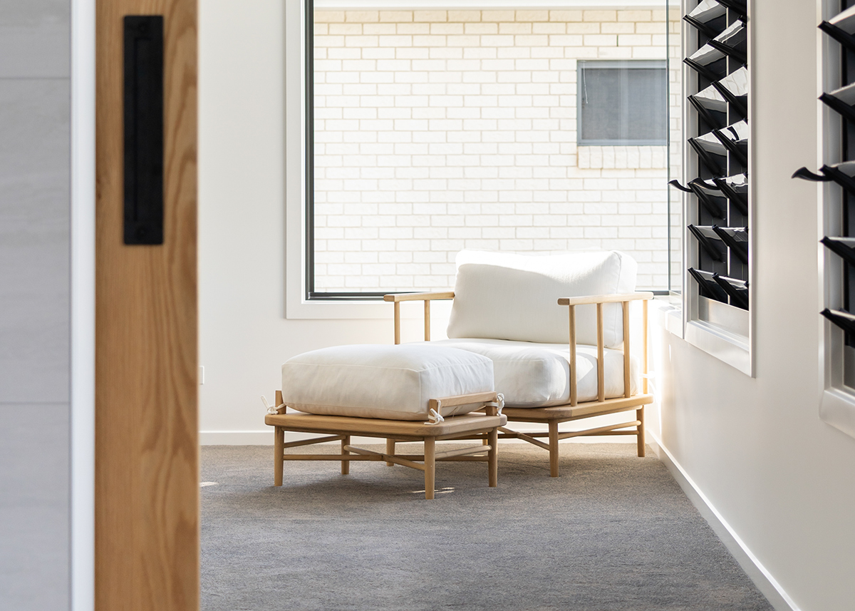 Ocea Armchair - Image 2