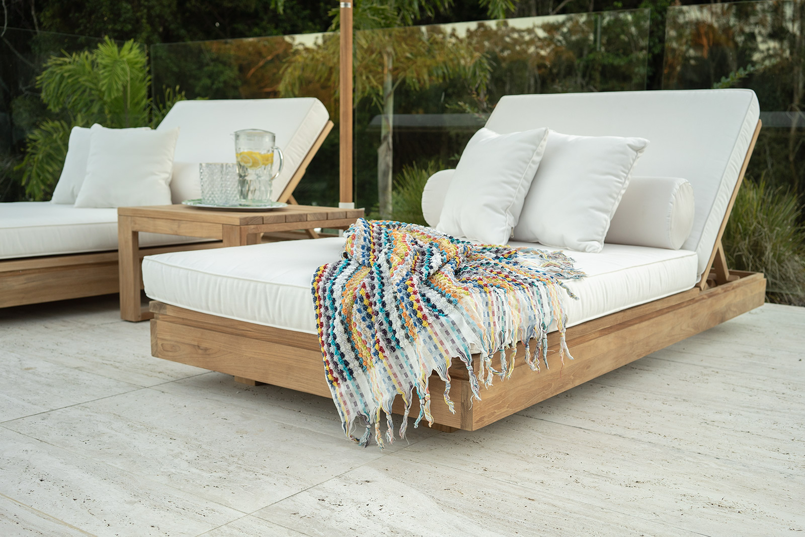 Avila Outdoor Sunlounger - Image 2