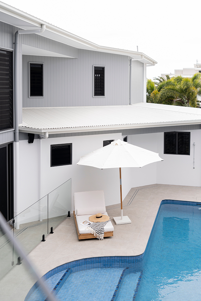 Carrillo Outdoor Parasol - Image 10