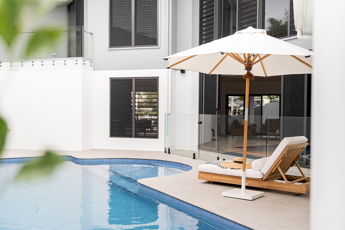 Carrillo Outdoor Parasol - Image 11