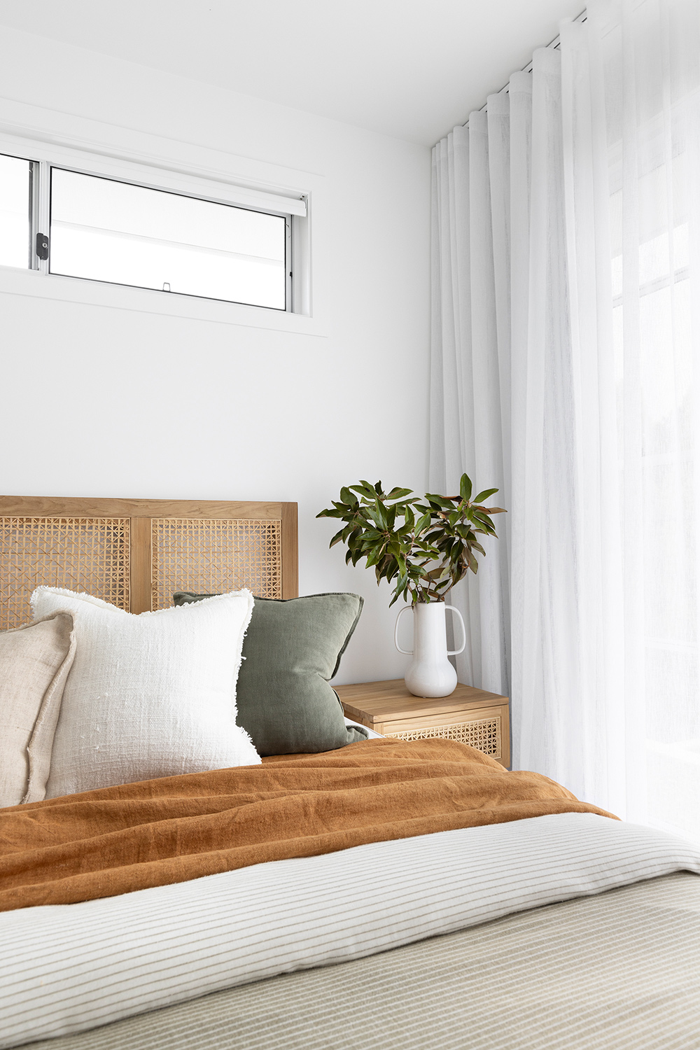 Fernando Bed- King - Image 21