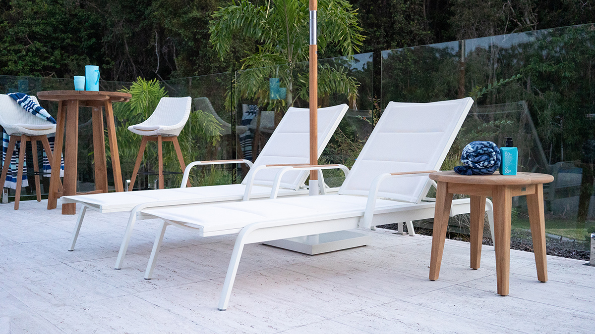 Roberto Outdoor Sunlounger - Image 2