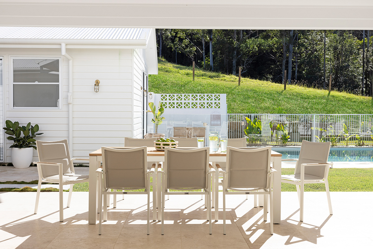 Carmel Outdoor Extension Table 3.1m - Pearl White Powder Coated Legs - Image 18