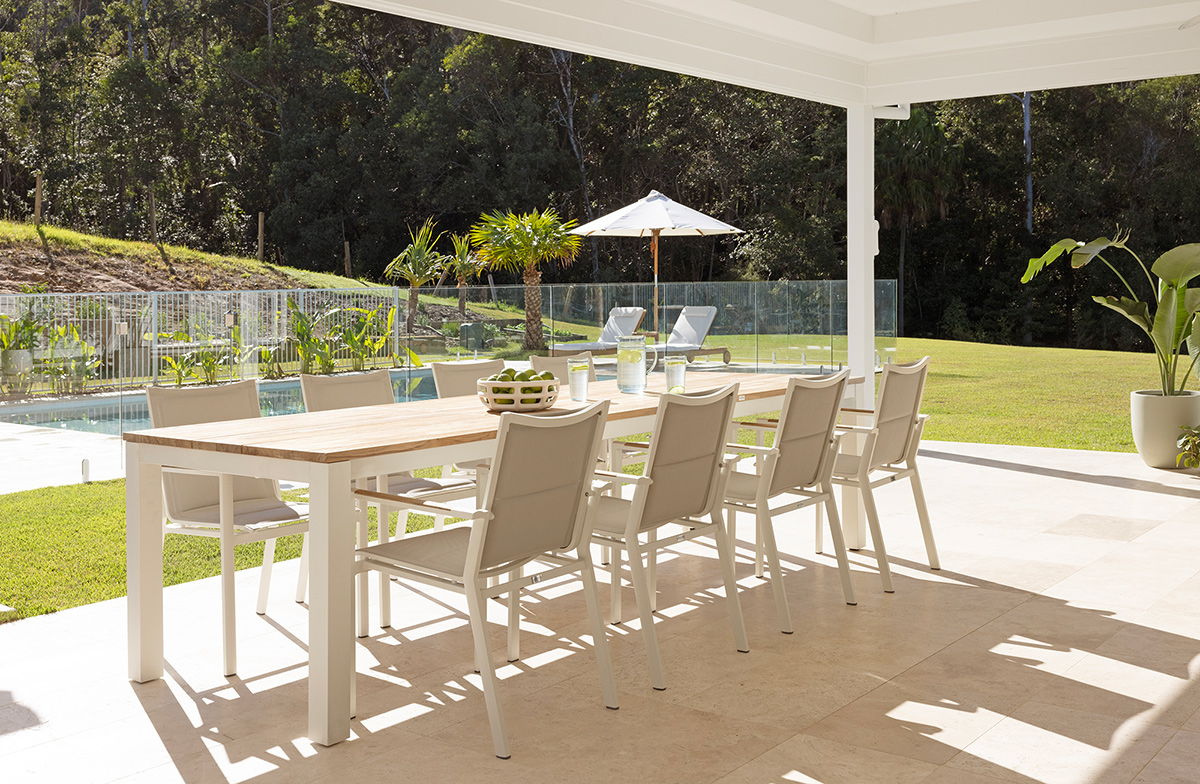 Carmel Outdoor Extension Table 3.1m - Pearl White Powder Coated Legs - Image 17