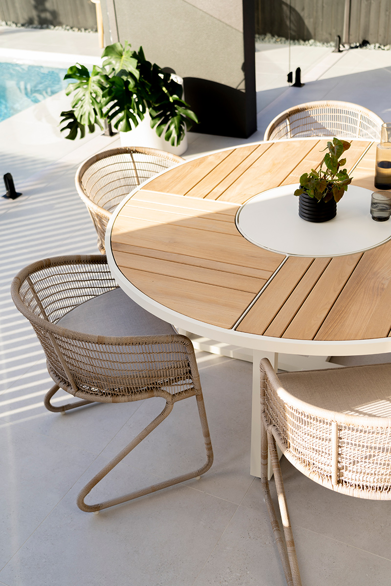 Watego Outdoor Round Dining Table - 1.6m - White Pearl Powder Coated Legs - Image 11