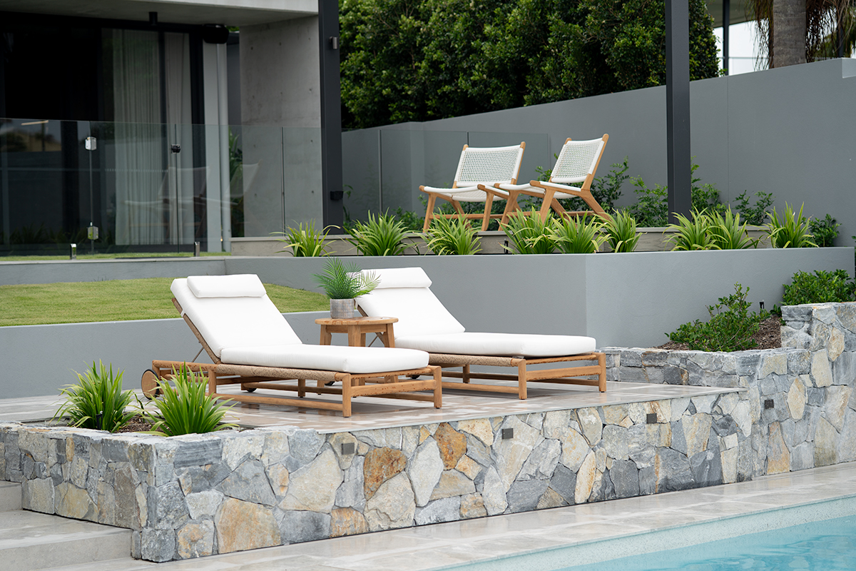 Esperance Outdoor Sunlounger - Image 18