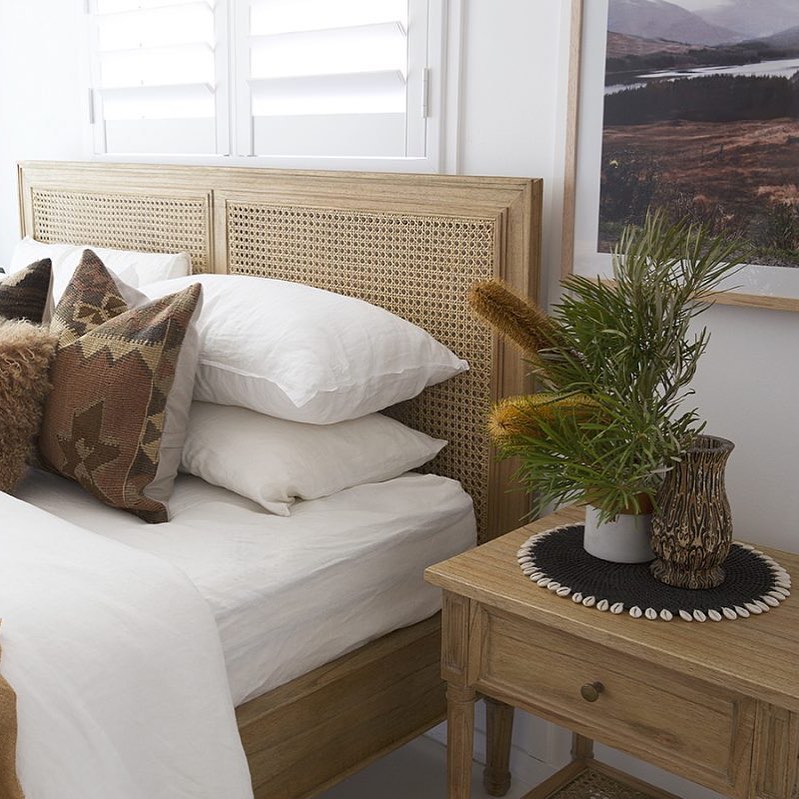 hamilton bed