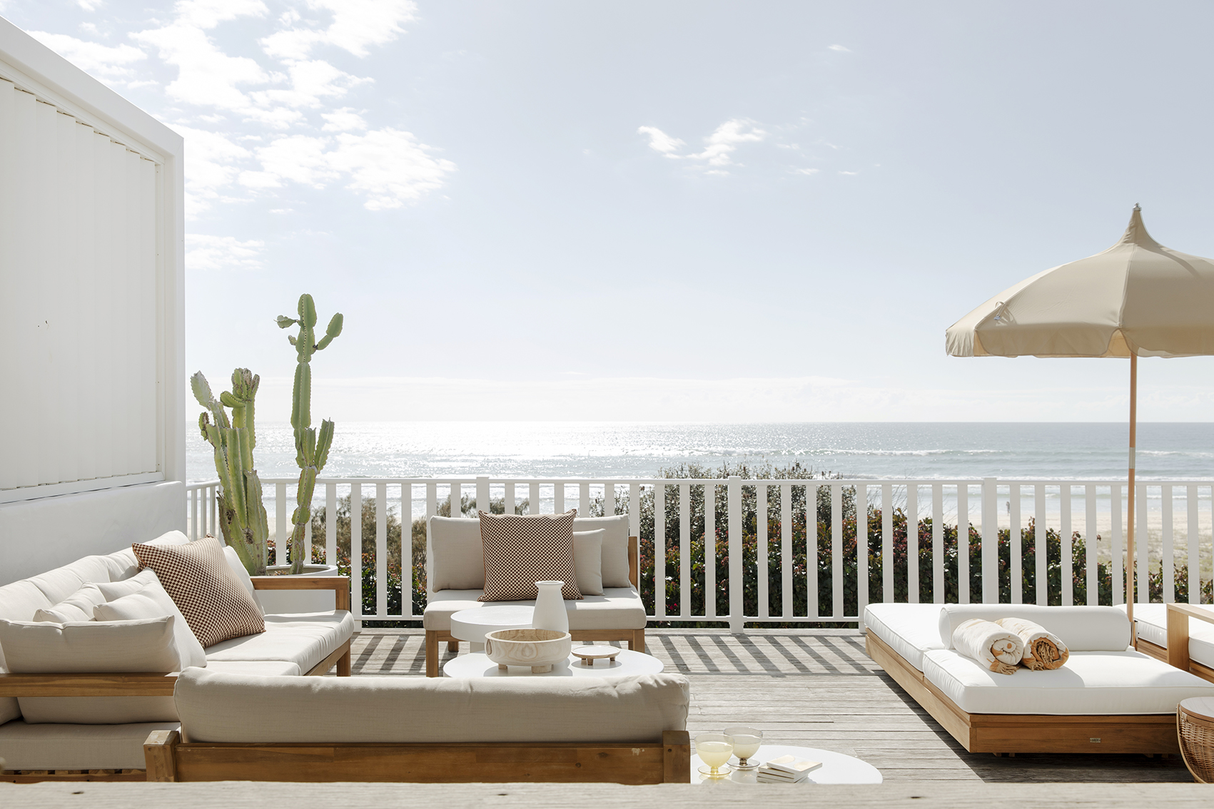 Avila Outdoor Double Sunlounger With Arms - Image 9