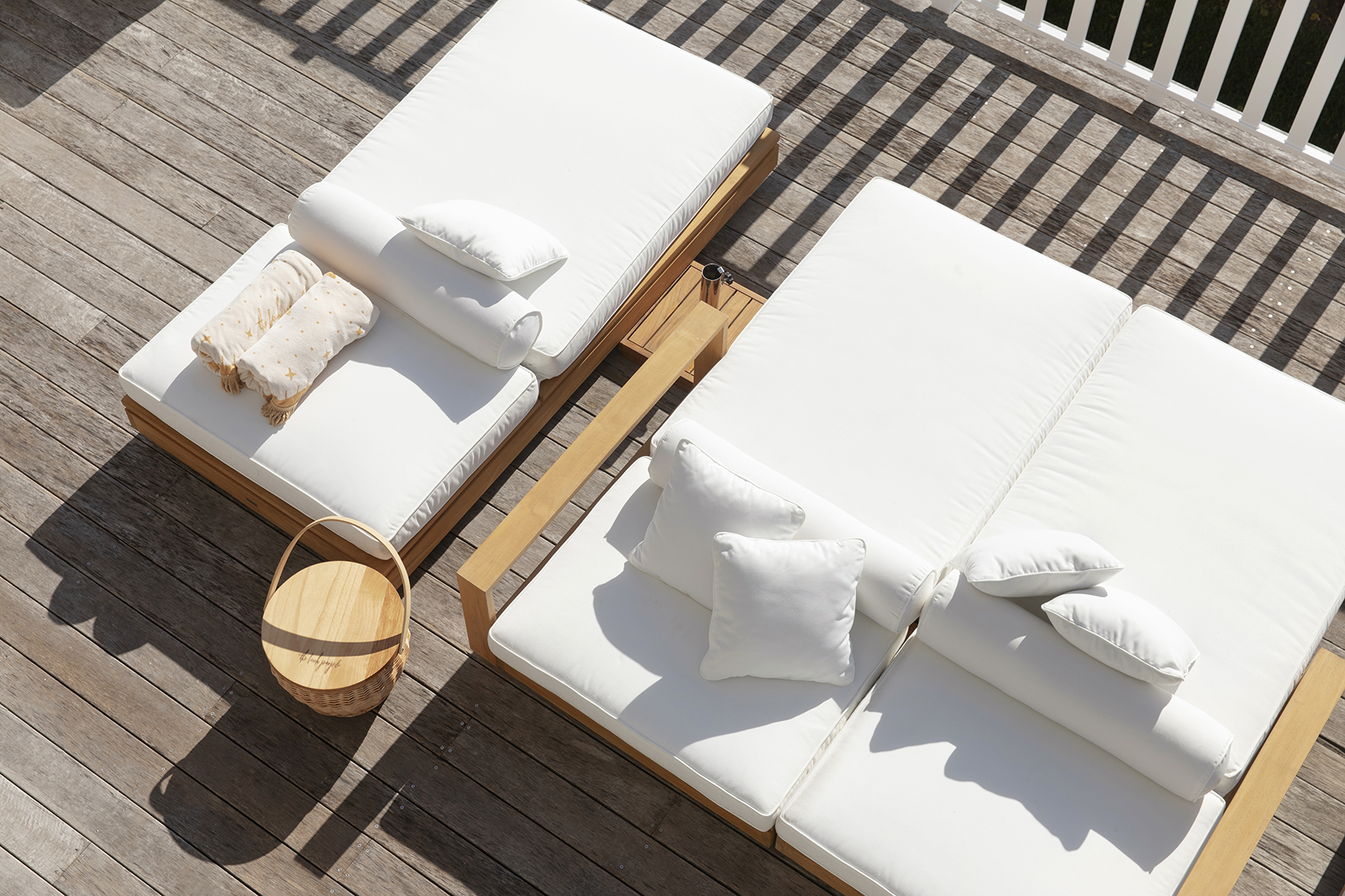 Avila Outdoor Double Sunlounger With Arms - Image 4