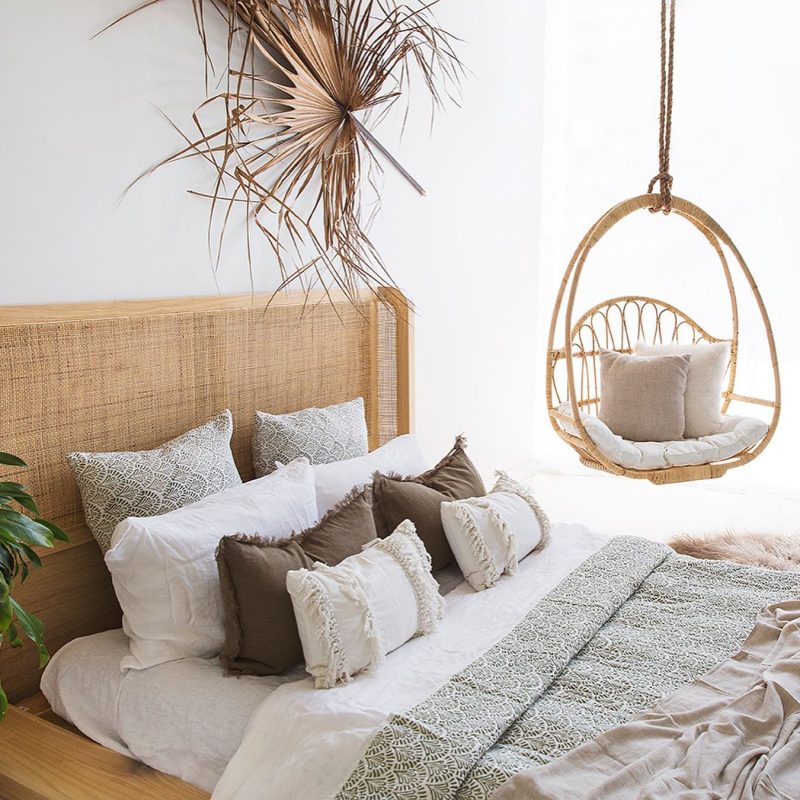 castaway bed