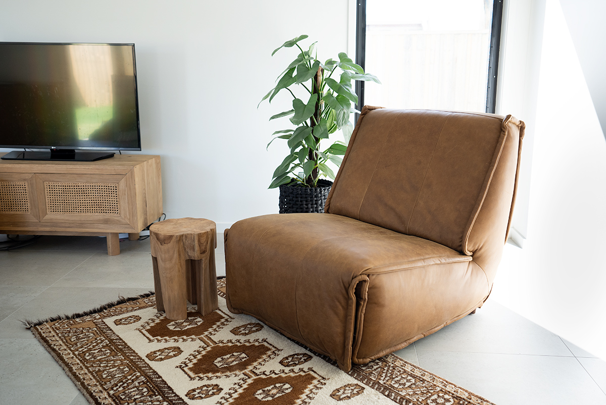 Malia Side Table - Image 2