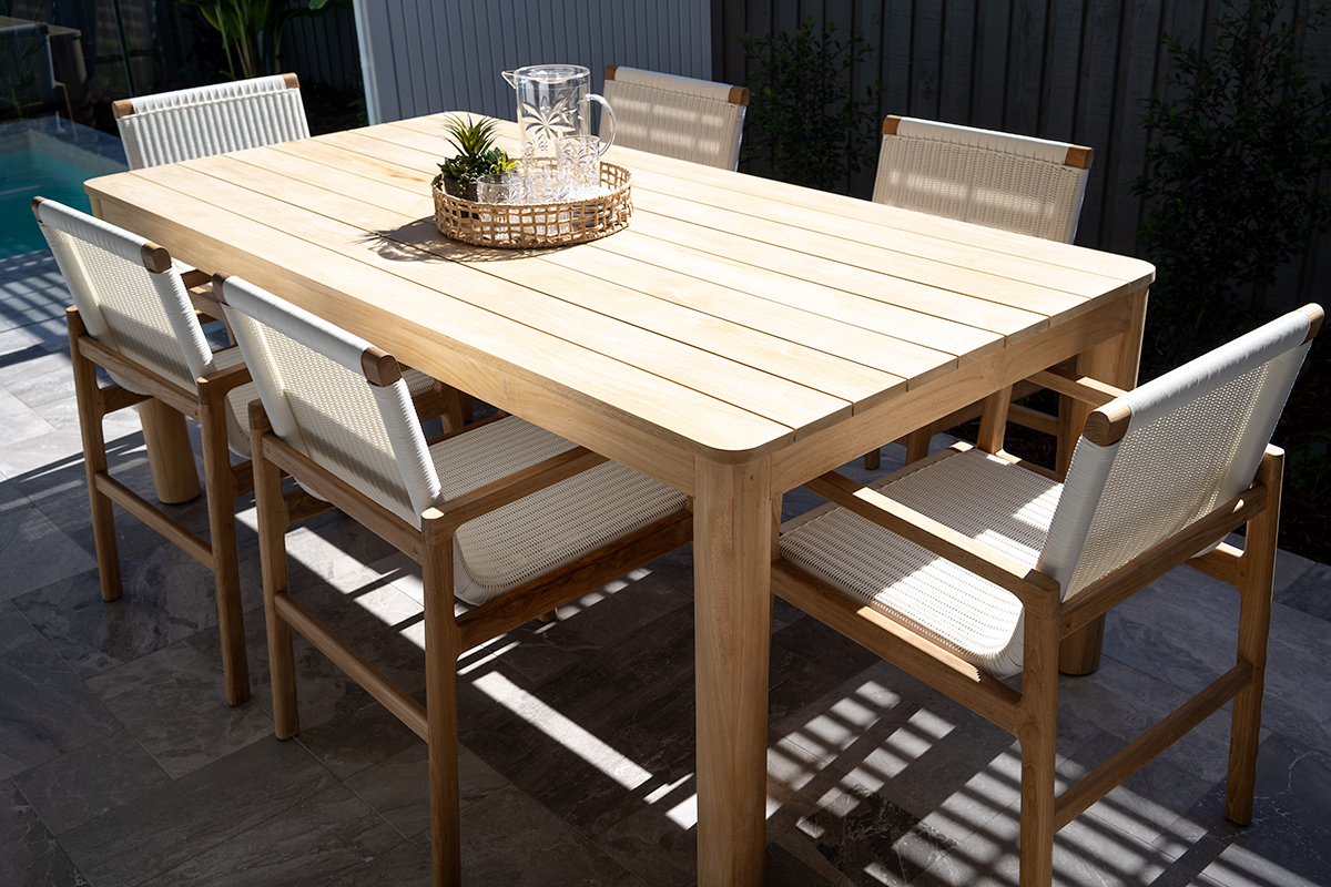 Maya Outdoor Table - 1.6m - Image 2