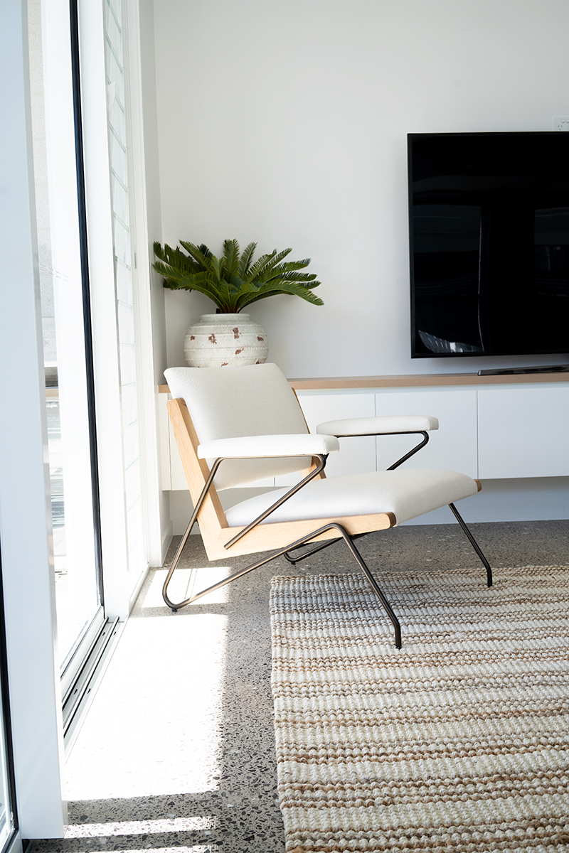 Marianne Chair - Image 14