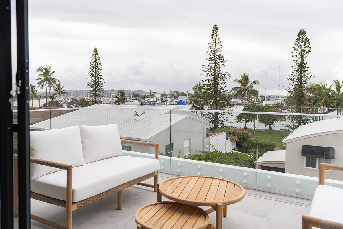 Esperance Outdoor Sofa - 2 Seater - Image 13