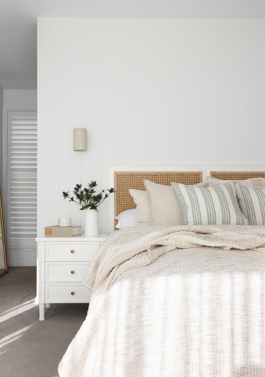 Hamilton Cane Bedhead - Queen Size - White - Image 13