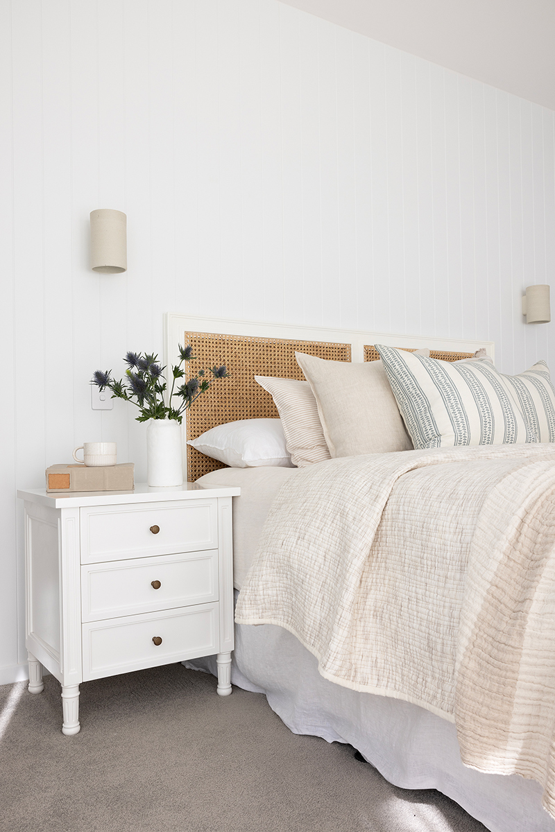 Hamilton Cane Bedhead - Queen Size - White - Image 12