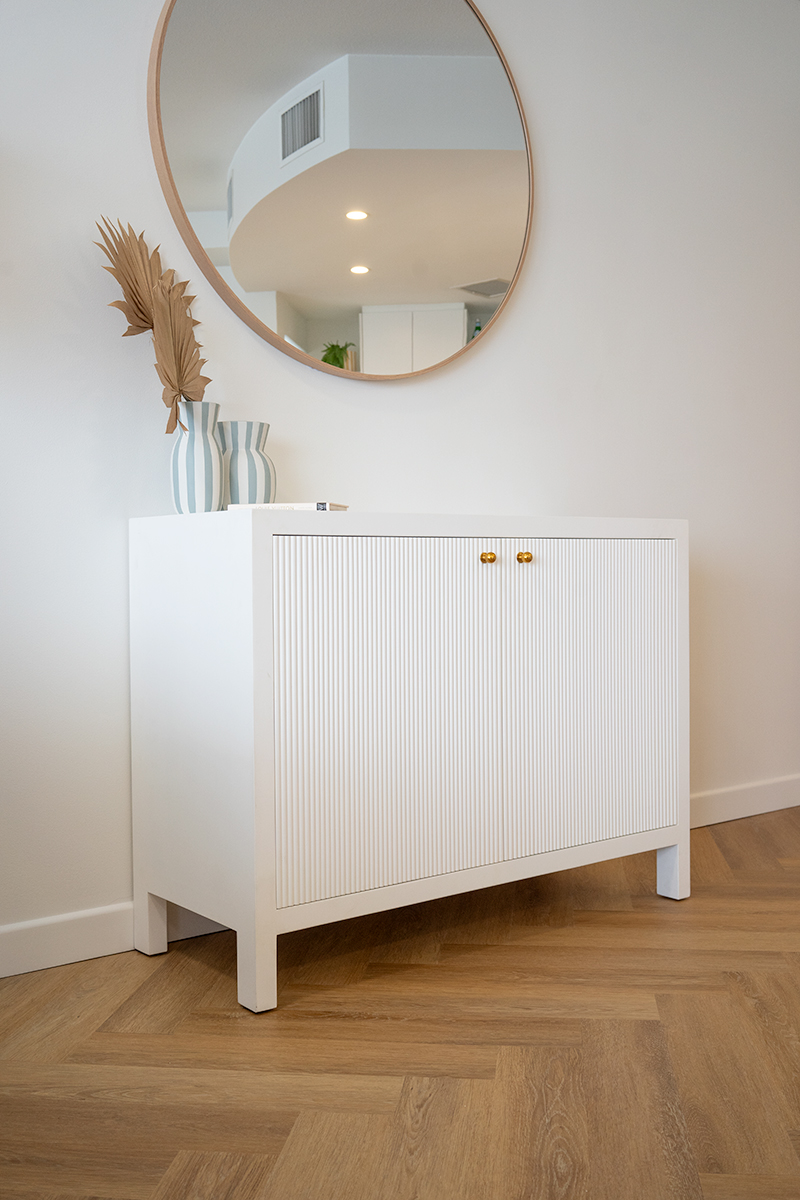 Audrey 2 Door Sideboard - White - Image 2