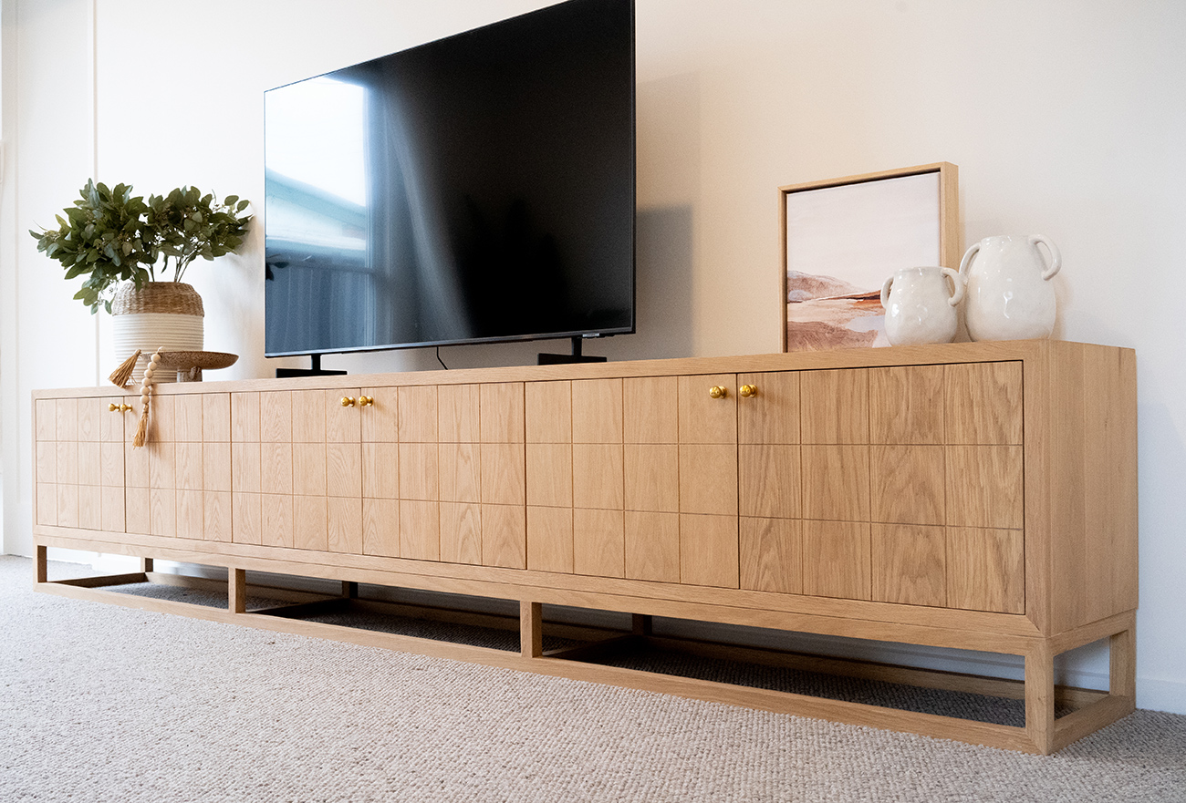 Lisette Entertainment Unit - Six Door - Image 2