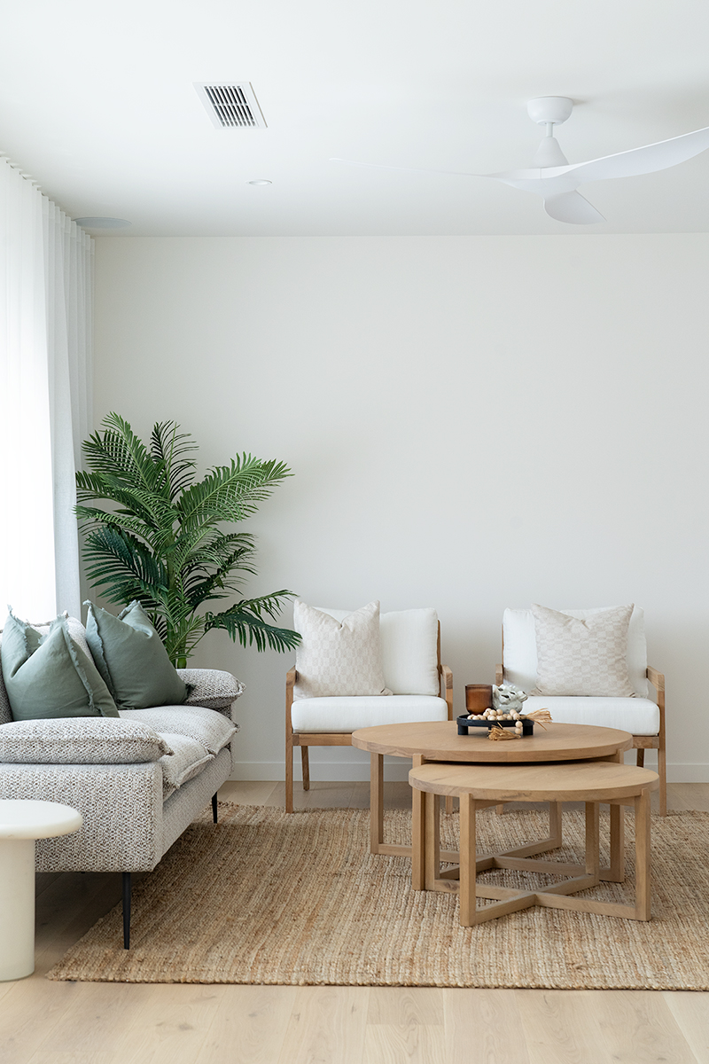 Clovelly Round Coffee Table - 80cm - Image 12