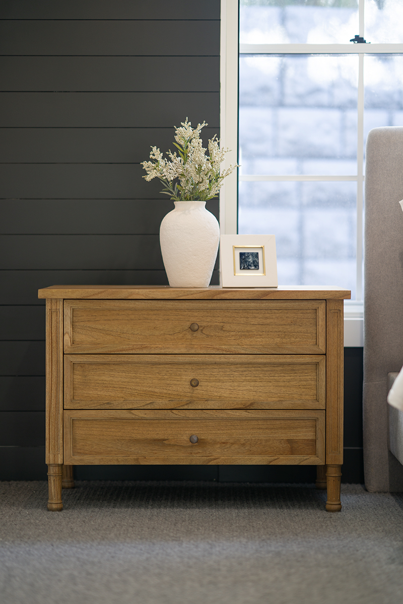 Hamilton Bedside Table/ Nightstand - 3 Drawer - Weathered Oak - 91cm - Image 2