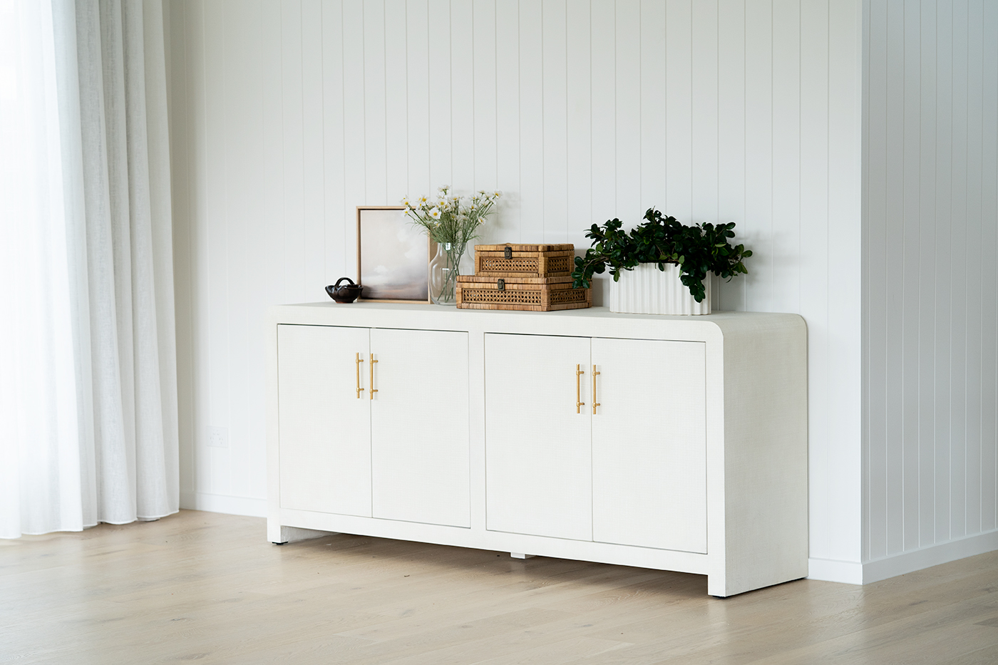 Newhaven Sideboard - Four Door - Ivory by Serrata Living - Image 16