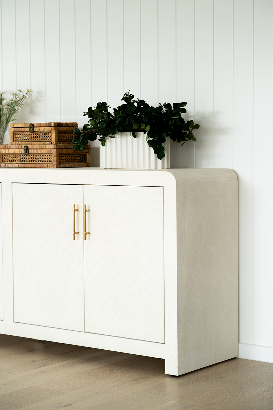 Newhaven Sideboard - Four Door - Ivory by Serrata Living - Image 17