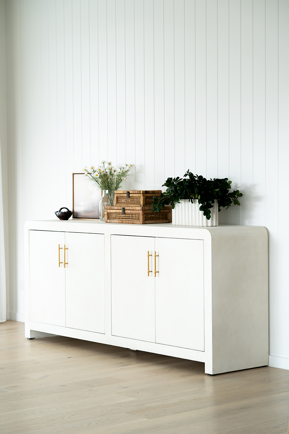 Newhaven Sideboard - Four Door - Ivory by Serrata Living - Image 14